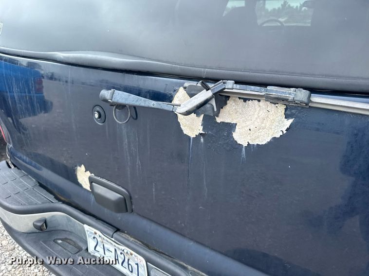 image for item EG6519 2004 Chevrolet Tahoe SUV