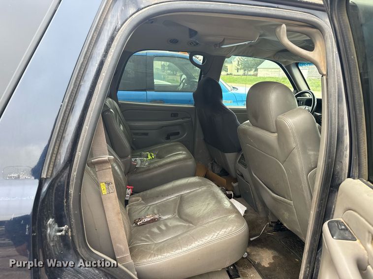 image for item EG6519 2004 Chevrolet Tahoe SUV