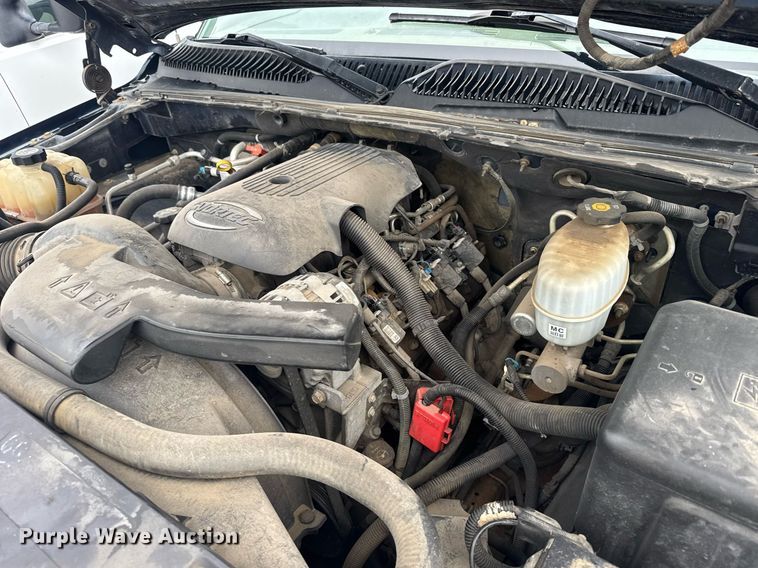 image for item EG6519 2004 Chevrolet Tahoe SUV