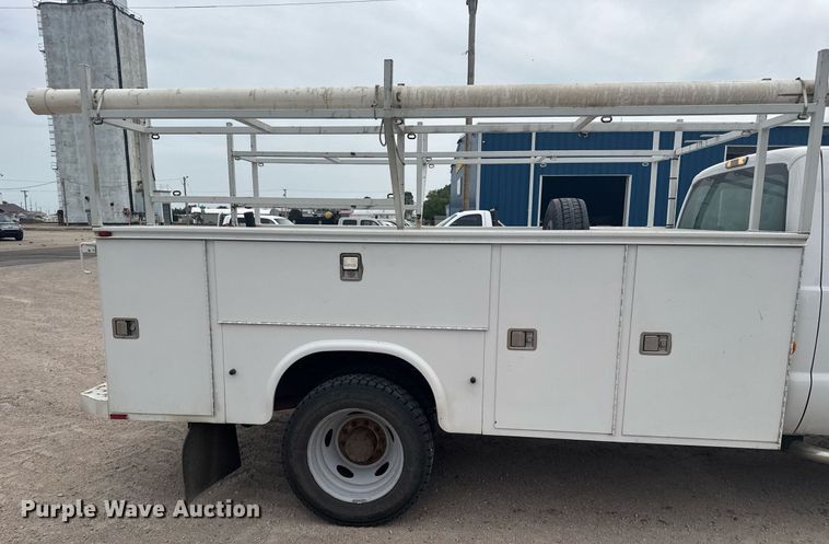 image for item EG6542 2011 Ford F450 Super Duty SuperCab utility / service truck