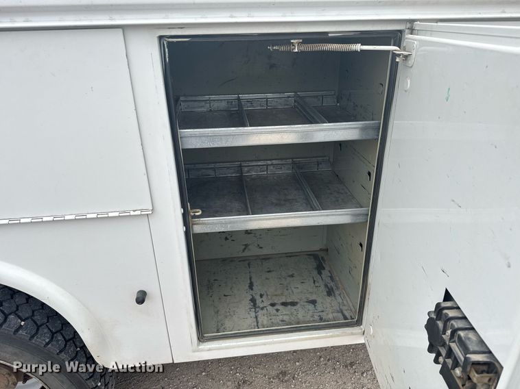 image for item EG6542 2011 Ford F450 Super Duty SuperCab utility / service truck