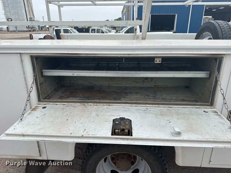 image for item EG6542 2011 Ford F450 Super Duty SuperCab utility / service truck