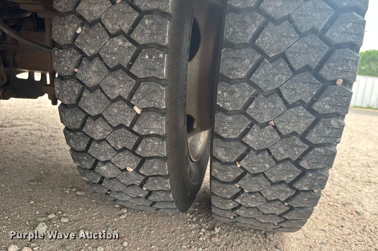 image for item EG6542 2011 Ford F450 Super Duty SuperCab utility / service truck