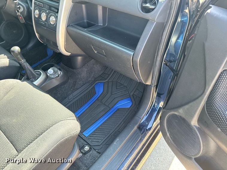 image for item EG6589 2005 Toyota Scion XB SUV