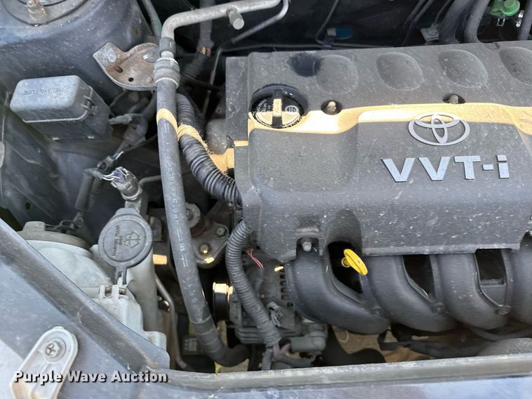 image for item EG6589 2005 Toyota Scion XB SUV