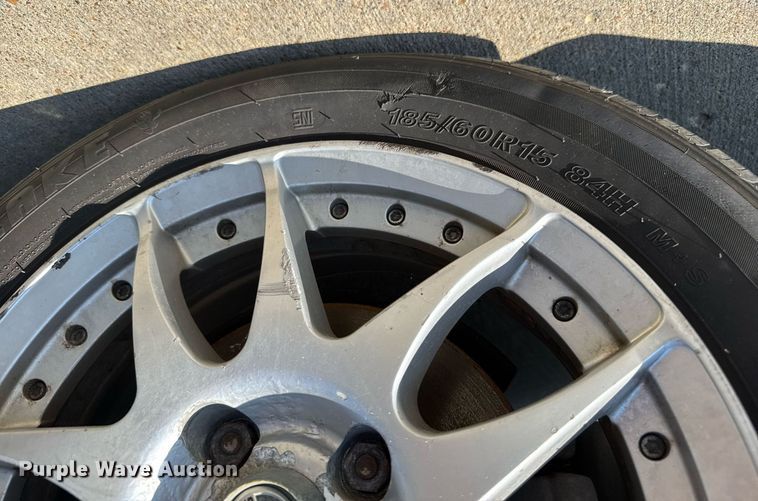 image for item EG6589 2005 Toyota Scion XB SUV