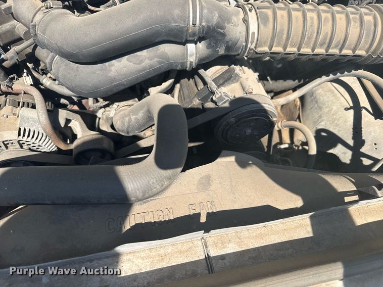 image for item EG6592 1996 Ford F150 pickup truck