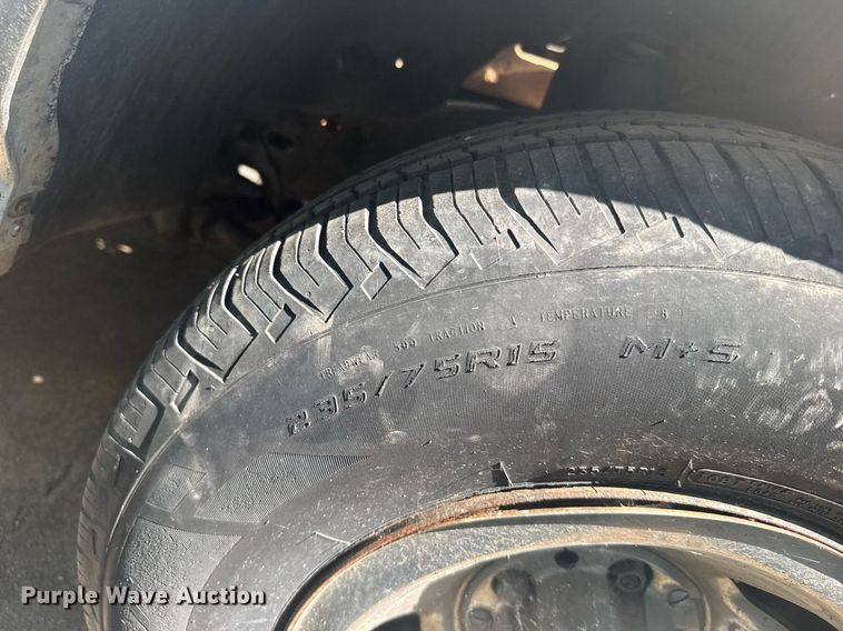 image for item EG6592 1996 Ford F150 pickup truck