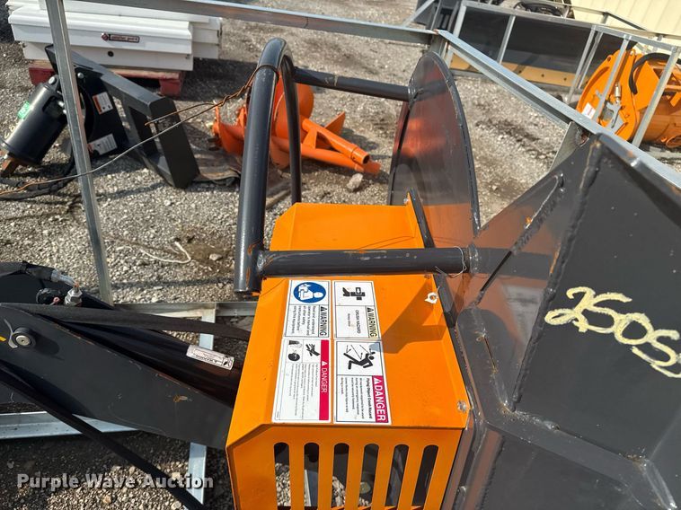 image for item EG8073 2024 LandHonor ABC-13-125A skid steer articulating brush mower