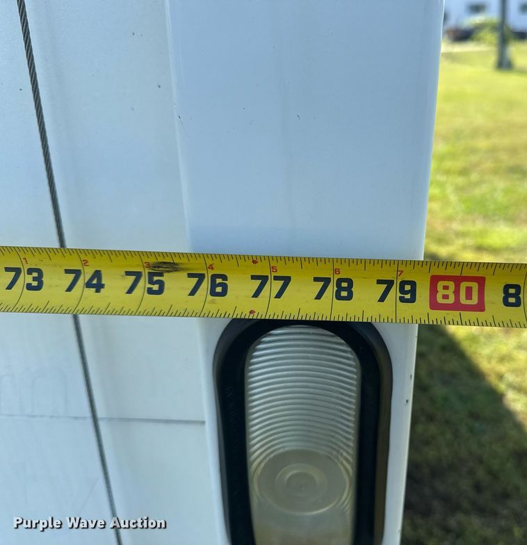 image for item EG8075 2019 Chevrolet Express 3500 box truck