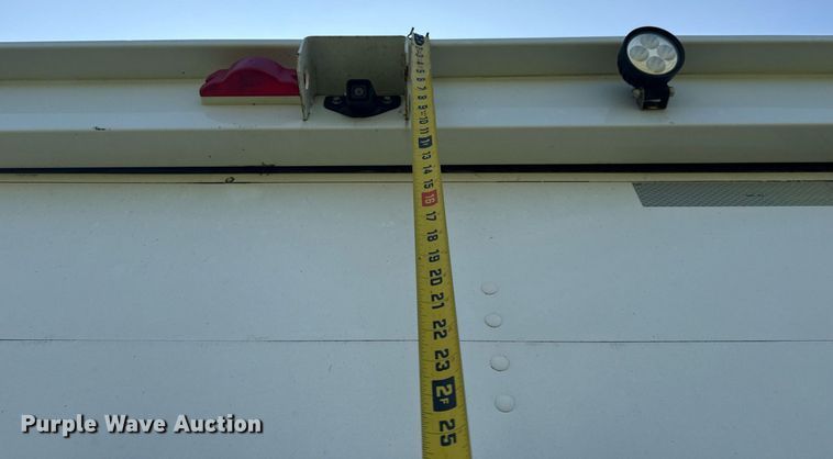 image for item EG8075 2019 Chevrolet Express 3500 box truck