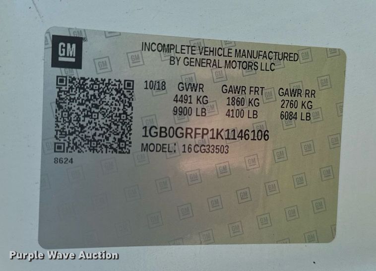 image for item EG8075 2019 Chevrolet Express 3500 box truck