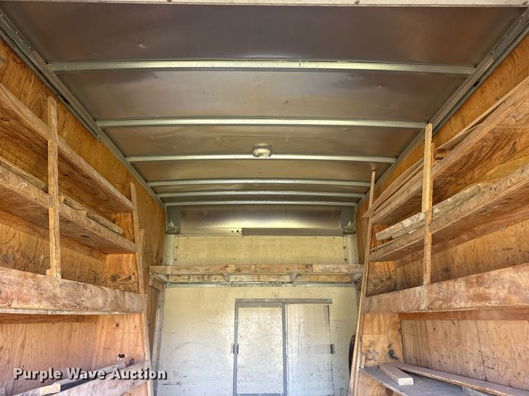 image for item EG8076 2011 Ford E350 Super Duty box truck