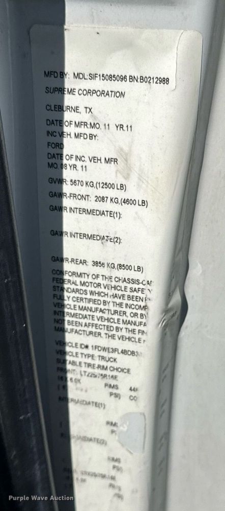 image for item EG8076 2011 Ford E350 Super Duty box truck