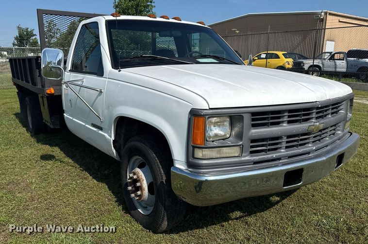 image for item EG8077 1996 Chevrolet C3500 dump bed pickup truck