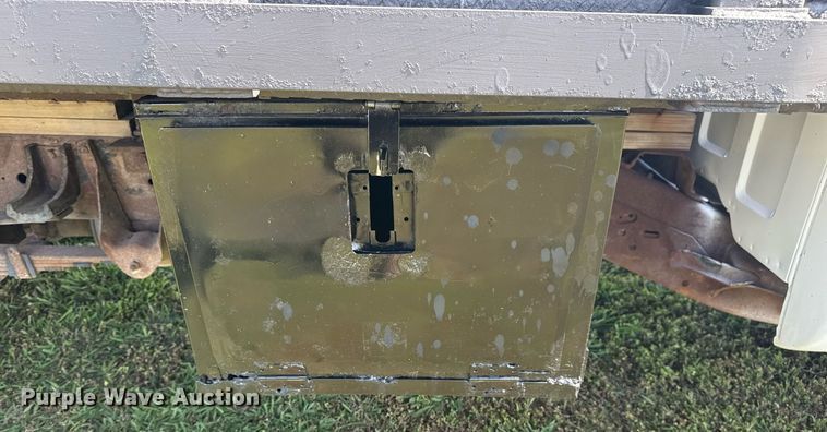 image for item EG8077 1996 Chevrolet C3500 dump bed pickup truck