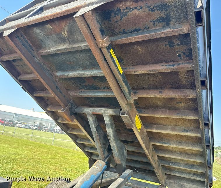 image for item EG8077 1996 Chevrolet C3500 dump bed pickup truck