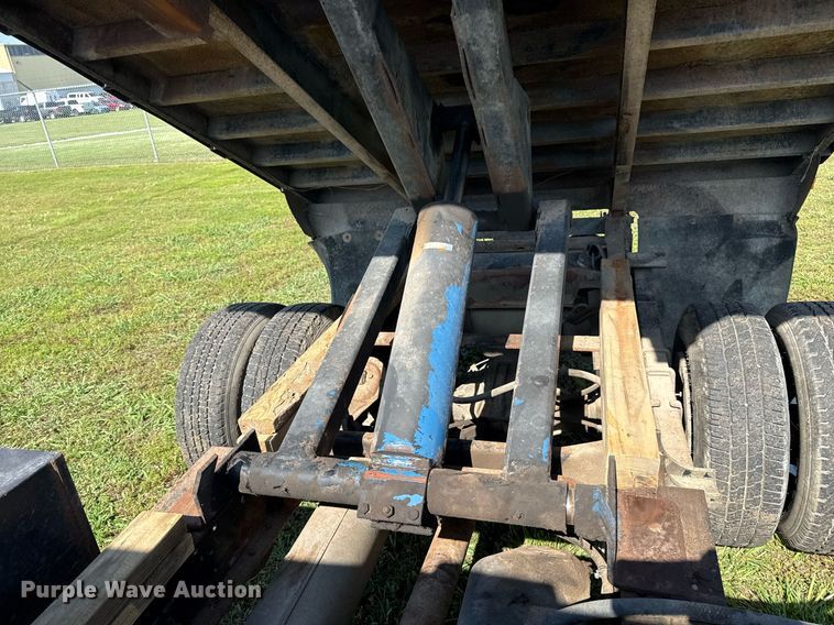 image for item EG8077 1996 Chevrolet C3500 dump bed pickup truck