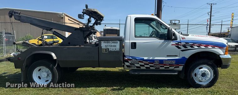 image for item EG8078 2000 Ford F450 Super Duty tow truck