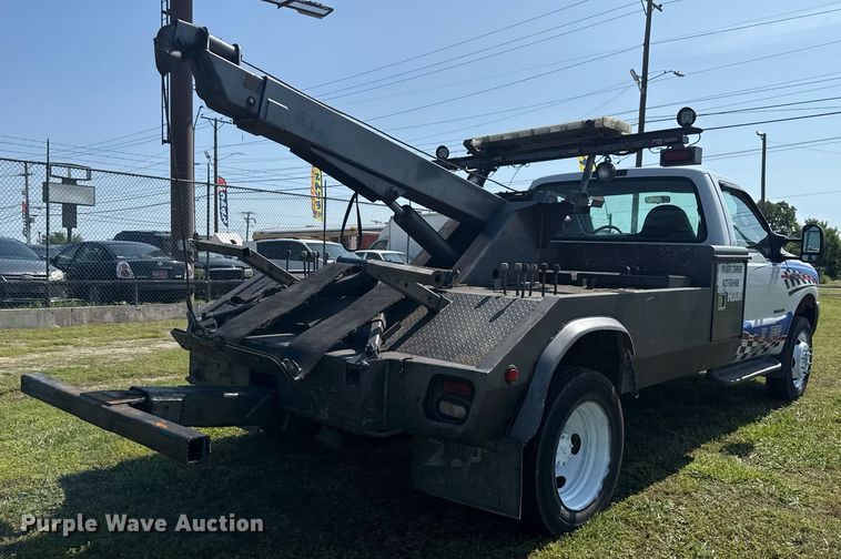 image for item EG8078 2000 Ford F450 Super Duty tow truck