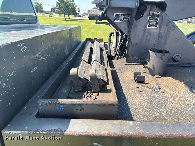 image for item EG8078 2000 Ford F450 Super Duty tow truck