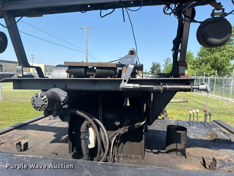 image for item EG8078 2000 Ford F450 Super Duty tow truck