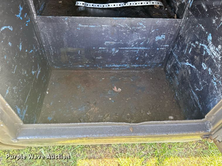 image for item EG8078 2000 Ford F450 Super Duty tow truck