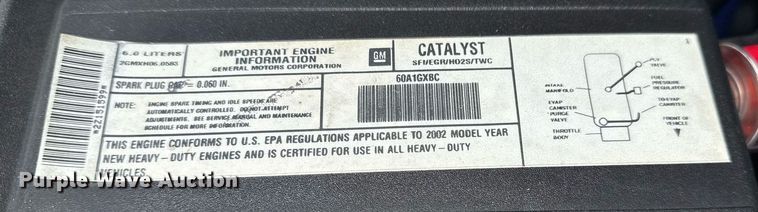 image for item EG8082 2002 Chevrolet Silverado 2500 utility bed pickup truck