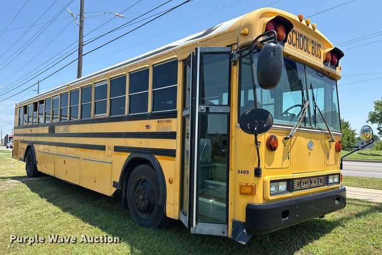 image for item EG8083 2004 Blue Bird school bus