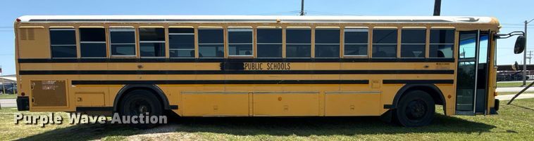 image for item EG8083 2004 Blue Bird school bus