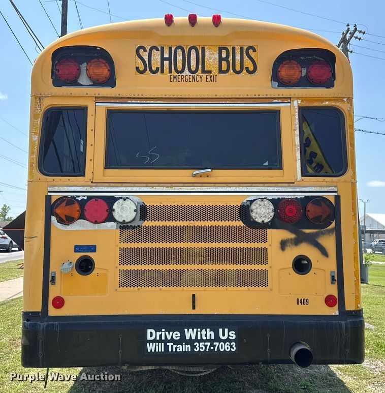 image for item EG8083 2004 Blue Bird school bus