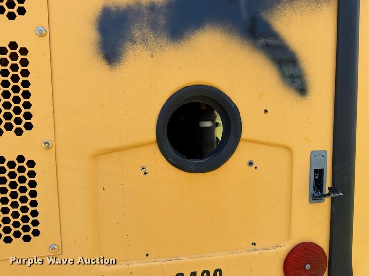 image for item EG8083 2004 Blue Bird school bus