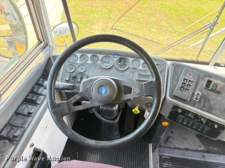 image for item EG8083 2004 Blue Bird school bus