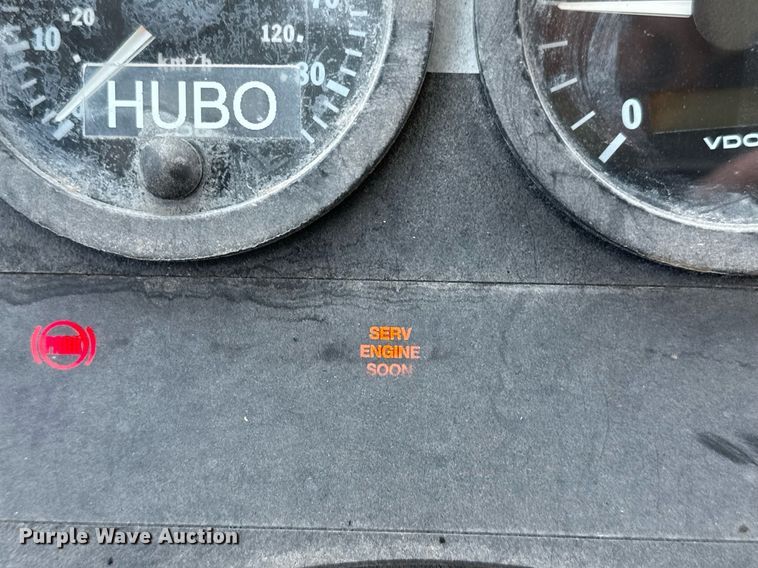 image for item EG8083 2004 Blue Bird school bus