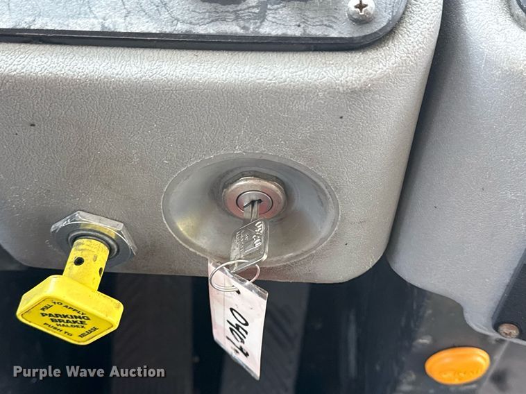 image for item EG8083 2004 Blue Bird school bus