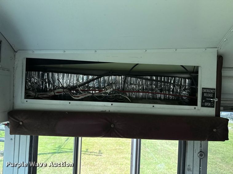 image for item EG8083 2004 Blue Bird school bus