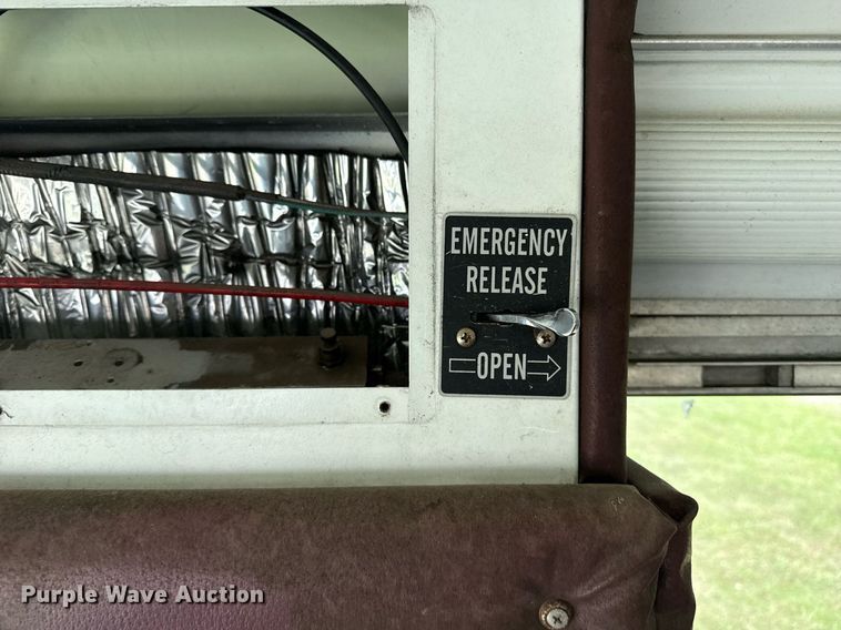 image for item EG8083 2004 Blue Bird school bus