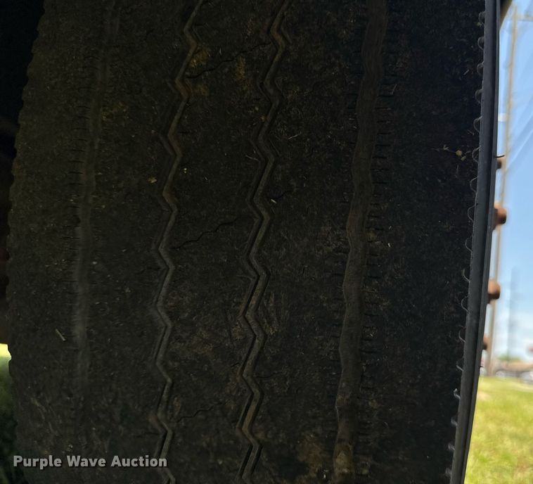 image for item EG8083 2004 Blue Bird school bus