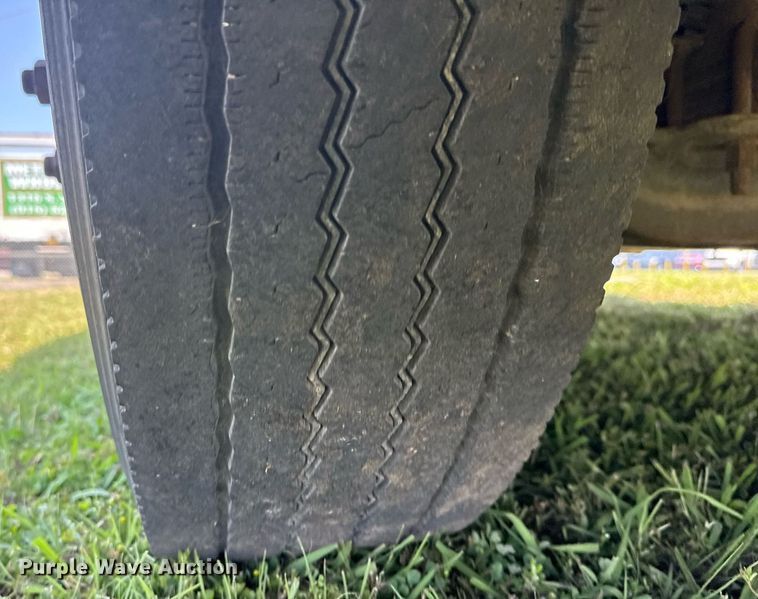 image for item EG8083 2004 Blue Bird school bus