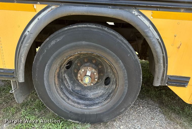 image for item EG8083 2004 Blue Bird school bus