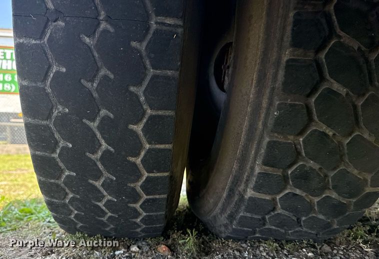 image for item EG8083 2004 Blue Bird school bus