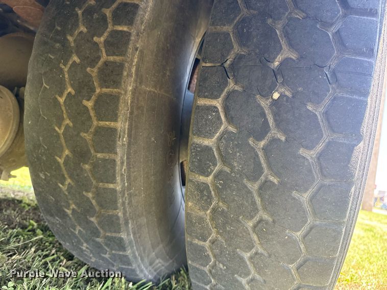 image for item EG8083 2004 Blue Bird school bus