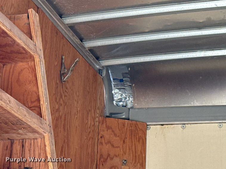 image for item EG8085 2011 Ford E350 Super Duty box truck