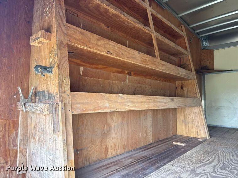 image for item EG8085 2011 Ford E350 Super Duty box truck