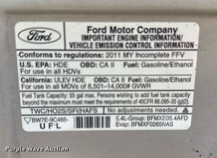 image for item EG8085 2011 Ford E350 Super Duty box truck