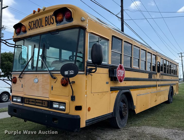 image for item EG8086 2004 Blue Bird school bus