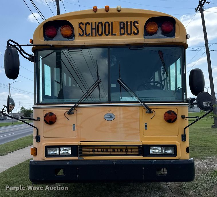 image for item EG8086 2004 Blue Bird school bus