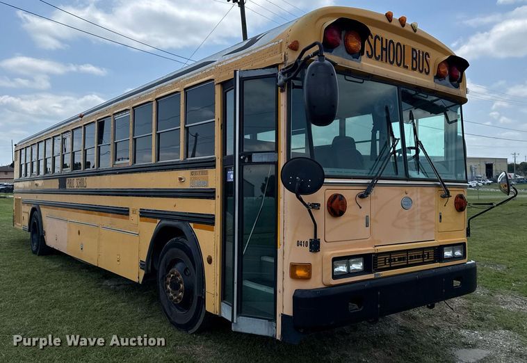 image for item EG8086 2004 Blue Bird school bus