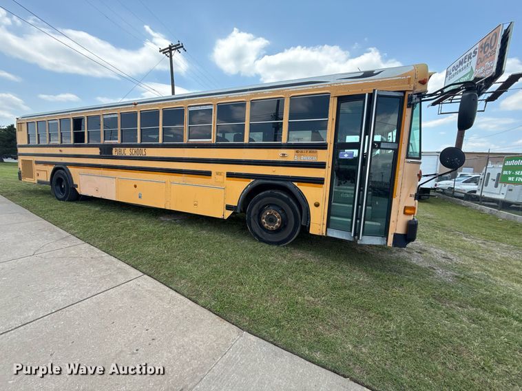 image for item EG8086 2004 Blue Bird school bus