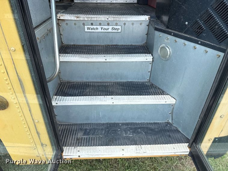 image for item EG8086 2004 Blue Bird school bus